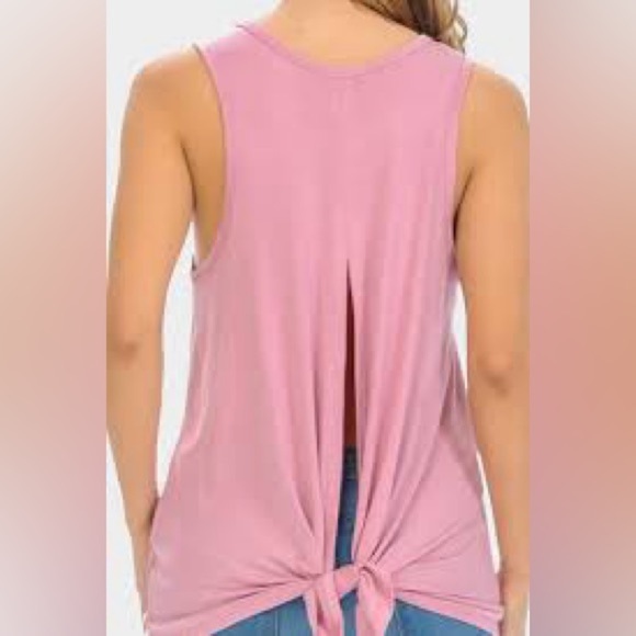 Magic Fit Tops - Magic Fit Mauve Sleeveless Tank Top split back rose pink made in USA 🇺🇸😊 M